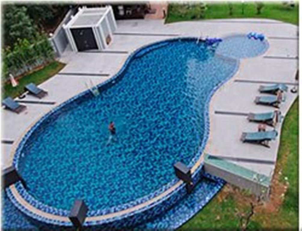Marsi Pattaya Hotel Buitenkant foto