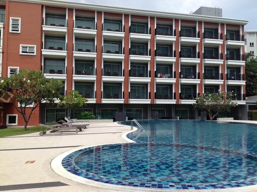 Marsi Pattaya Hotel Buitenkant foto