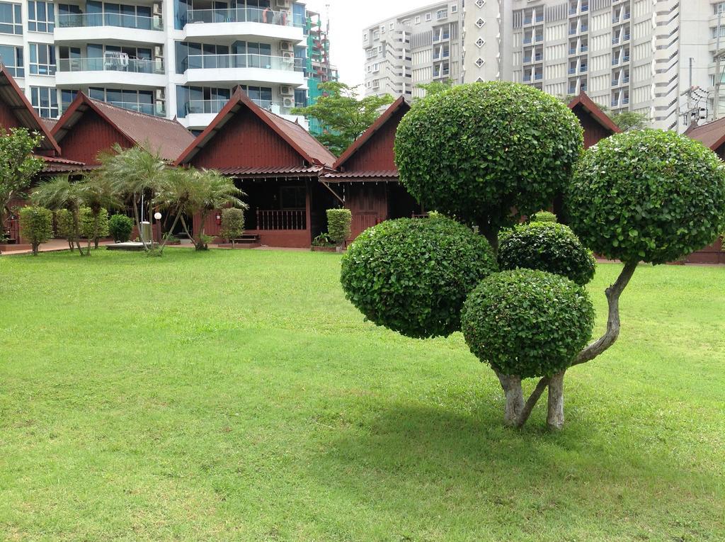 Marsi Pattaya Hotel Buitenkant foto