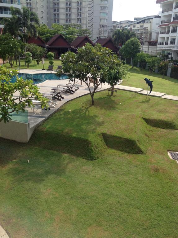 Marsi Pattaya Hotel Buitenkant foto