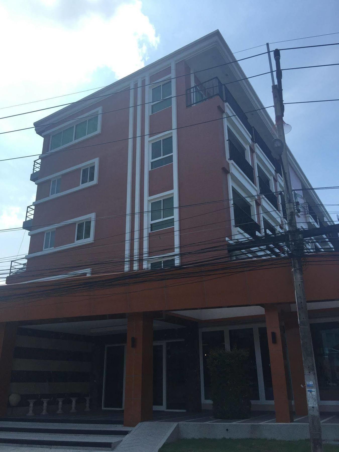 Marsi Pattaya Hotel Buitenkant foto