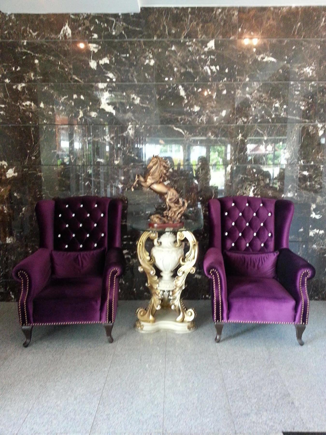 Marsi Pattaya Hotel Buitenkant foto